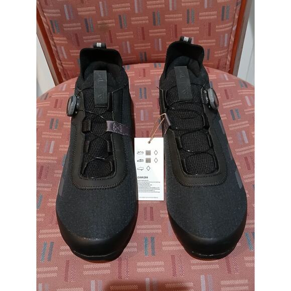 New Men's Sz 11 Adidas Parley x The Road BOA Black Carbon Cycling Black Low Top - Picture 1 of 7